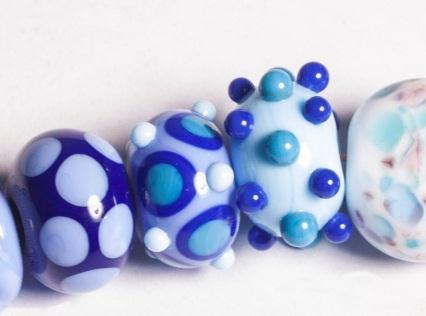 Level One Courses - continued Suitable for beginners Prices include VAT Lampwork Bead-Making Taster Day Get started making your own glass beads.