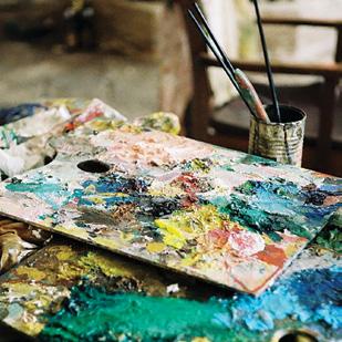 art, this class focuses on channeling creative energy and inspiration, then transferring onto canvas.