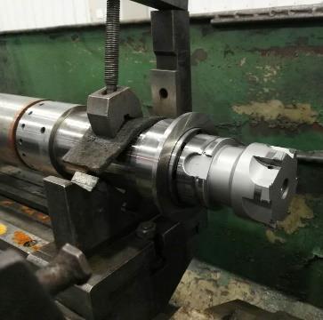 TABLE 2 SHAFT MANUFACTURING PROCESSES No. Process name Equipment Cutting tool 1 Forging blank 2 T235 3 4 Cut end surface center hole cylindrical 82 the total length is 562.