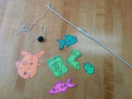 Night fishing Prep: Paper fish can be prepared in advance using the card stock, colouring items, paperclips and scissors. Draw and cut out the fish in different shapes and sizes.