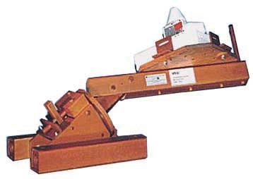 XYZ-Manipulator EMC manipulators are available to rotate the EUT around the centre point of test volume.
