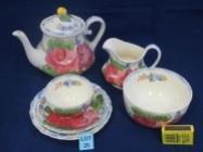 olclough (England) comprising: 1 cake plate, 4 cups, 5 saucers, 6 side plates,