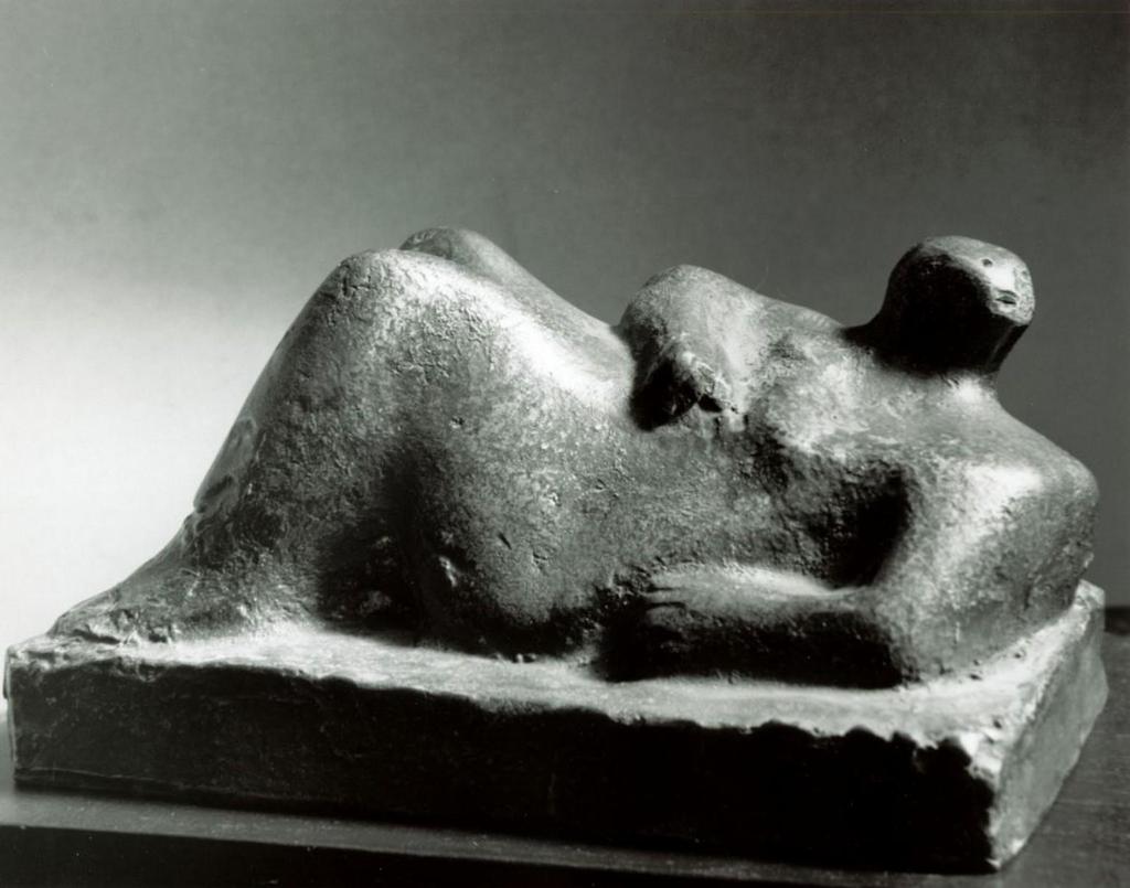 Henry Moore,