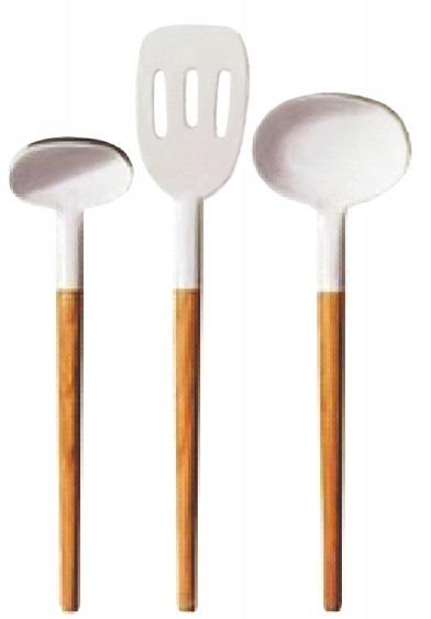 9. The kitchen utensils shown below are manufactured from melamine with hardwood handles. (a) (i) State the name of the manufacturing process used to produce the melamine heads of the utensils.