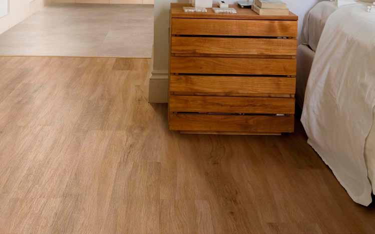 English Oak The inclusion of English Oak continues to affirm our love and respect for natural oak designs. Its iconic appeal puts this wood into a class of its own.