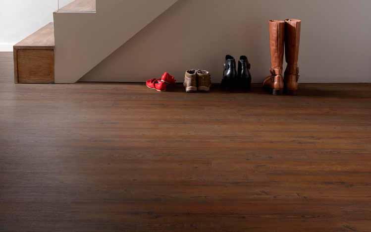 Kings Oak Rich chocolate tones, precision detailing, a large format plank and an