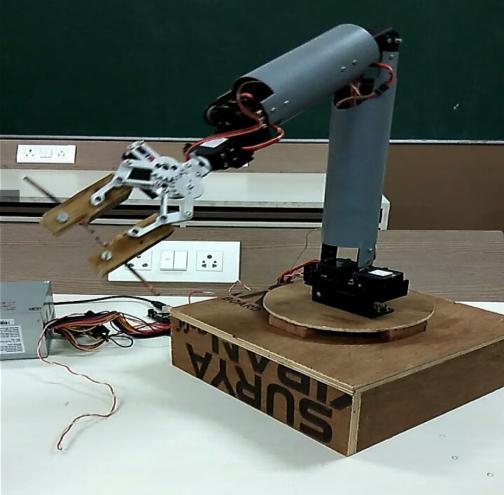 Fig No 5: Pictorial image of Fabricated 6 DOF Robot VII. ACKNOWLEDGEMENT We would like to thank the head of mechanical department for allowing us to work in college machine shop and workshop.