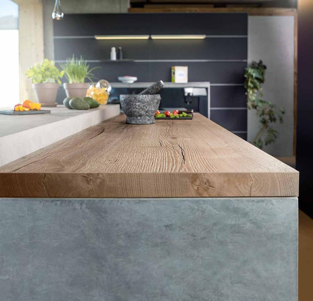 Worktops Detail Worktops Feelwood Nothing creates warmth and comfort like the natural look and feel of wood. Recognising this, EGGER has added both their ST37 and ST28 Feelwood surfaces to worktops.