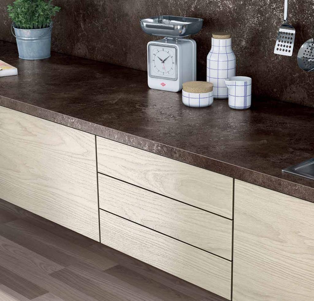 Worktops Detail Worktops Stone decors The EGGER range of stone worktops, ST87 and ST89, has been inspired by the two distinctive fashions we have seen emerge of