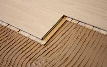 Quick-Step Combi-Lay Standard Quiet-Step Combi-Lay IDEAL FOR UNICLIC MULTIFIT The smooth surface of the underlays prevents parts of the underlay from getting stuck in between the Uniclic tongue and