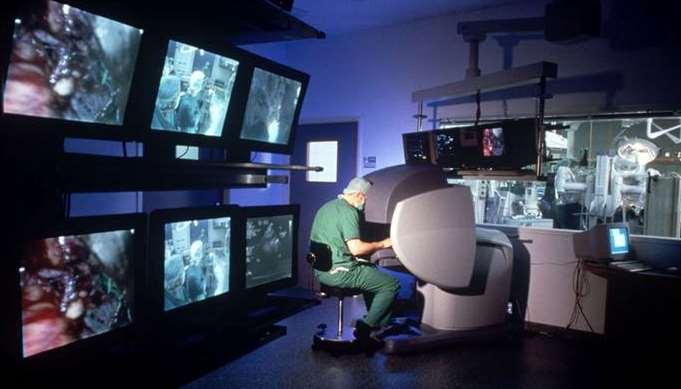 this goal. 3-D imagery captured by cameras. This is what surgeon see s on console s monitor.