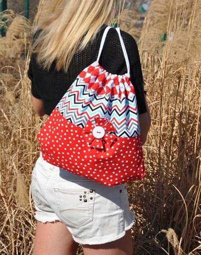Katie s Drawstring Bag Instructor: Pam Gosnell Katie's Draw-string Bag- It's great for young sewers and beginners, is functional and cute for anyone!