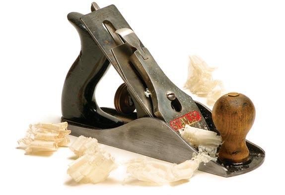Most woodworkers I know have had a bad experience with a handplane, and I m no exception.