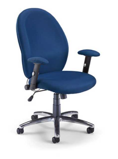 Features to look for in a chair Adjustable height: Adjustable or removable arm rests Should fit under the desk Comfortable seat cushion 90-degree