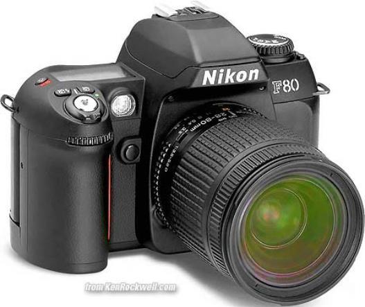 (a) Nikon F80 Film Camera (b) Nikon D50 Digital Camera <Figure 1.