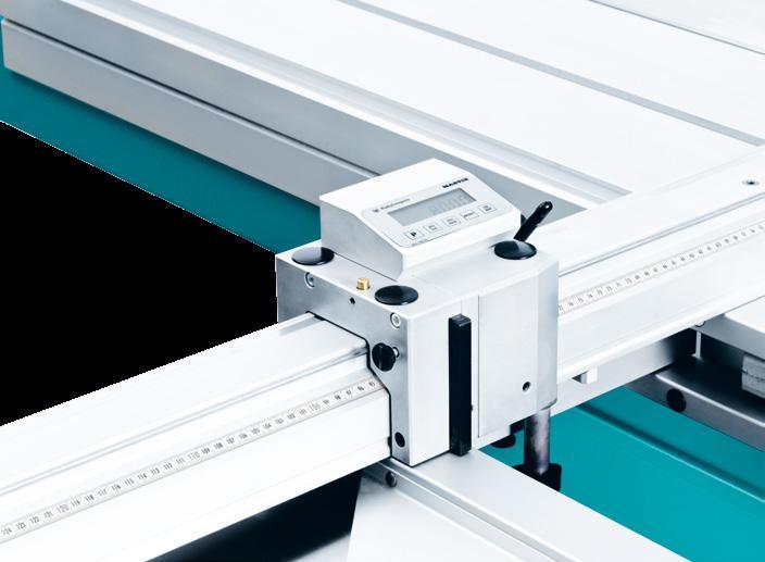 22 23 Angle cutting systems Angle cutting systems RadioCompens The RadioCompens innovative angle cutting system vastly extends the possibilities of the mitre cross-cut table.