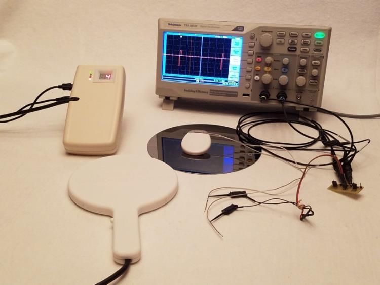 Lone Star Neuromodulation Technology Platform Pulse Generator Full-Featured Implantable Pulse Generator 17 Tri-State Electrodes User Controller Near/Far-Field RF Interface Charging with