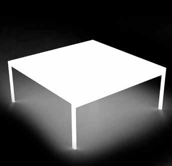 SQUARE TABLE 667 16 W x 16 D