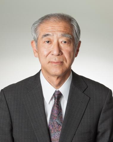 3 Curriculum Vitae Name: Akira Hashimoto Present Title: Counsellor for Wireless Technology Standardization, NTT DOCOMO Inc.