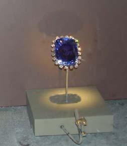 Sapphire (Greek: σάπφειρος; sappheiros, "blue stone" [1] ) is a gemstone variety of the mineral