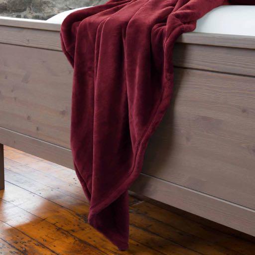 VelvetLoft Throw Our latest innovation in softness and luxury the VelvetLoft Throw is smooth and soft with unmatched durability.