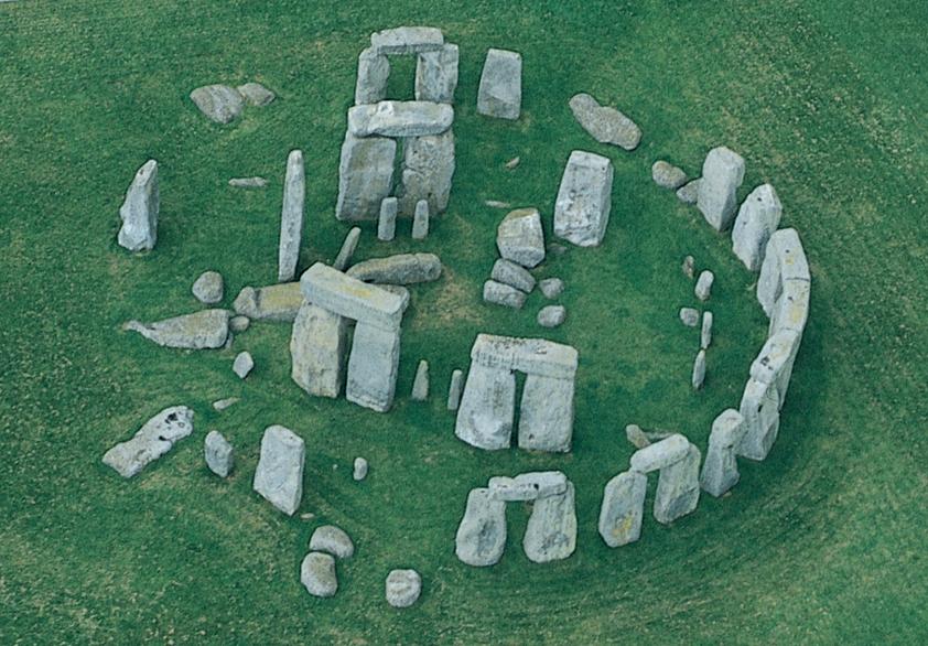 Neolithic Art Figure 1-19 Aerial view of Stonehenge, Salisbury Plain,Wiltshire, England, ca. 2550 1600 BCE. Circle is 97' in diameter; trilithons approx. 24' high.
