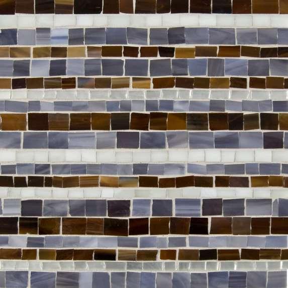 LOUIE LINEAR New York Gloss Limited Inventory Chicago Gloss Special Order Only APPLICATIONS VARIATION * POOL/ FOUNTAIN* COUNTER TOP V1 V2 V3 V4 Dry applications only INSTALLATION/MAINTENANCE MOSAIC