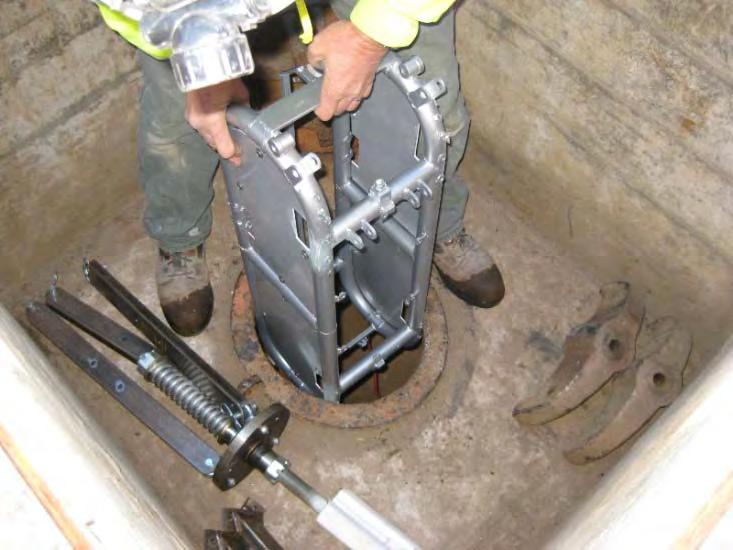 The ILI system overcomes the barriers to magnetic induction and field strength measurements that are created by thick cement mortar linings in steel pipe.