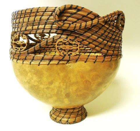 Class #304 Saturday September 19 th / Time: 9-4 / Cost: $90 Step it Up Teacher: Vickie Hartman Class Description: You will get to learn several pine needle coiling techniques with this gourd basket.