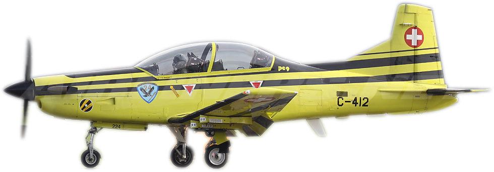 Pilatus PC-9 Specification: Length: Wing span: Wing area: Wing loading: Flying weight: Radio: Engine: 9mm(7 ) 0mm(0 ) sq.dm(.9sq.ft) 0.g/sq.dm(.9oz/sq.ft).kg(7.