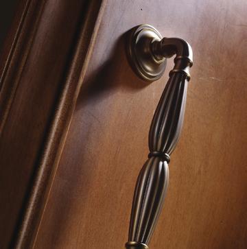 LB TECHNICAL GUIDE LB offers a full range of door hardware options, as