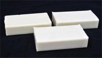 Laundry Soap Bar Advantages and Usage of Laundry Soap : 1. Multipurpose soap made from 100% natural palm oil with fragrance and it acts as hygienic product with multi function 2.