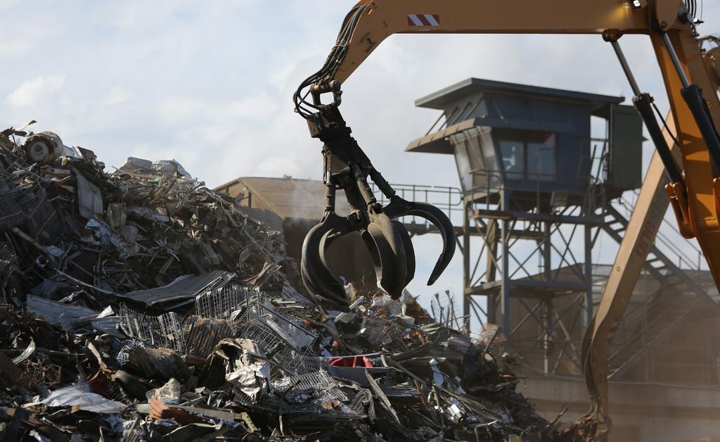 Liberty Recycling Liberty Recycling is a major metals recycling supply chain that provides a significant contribution to the raw material requirements of the steel industry and a sustainable