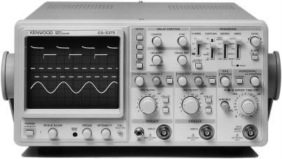 COMMON FEATURES 3-Channel 8-Trace Waveform Display (CS-5370P, 2 channel) CS-5300 series enable the display of CH3 input in addition to CH1 and CH2.