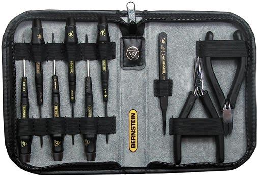 2251 Case with zip fastener, without tools Outside dimensions: 190 x 135 x 35 mm (when closed) 2250 CARAT with tool set 9-piece set conductive tools from the series EUROline-Conductive to meet the