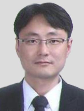D. degree in Electrical Engineering from Kyushu University in 2008. Since 1984, he has been working in Korea Research Institute of Standards and Science to develop SQUID electronics.