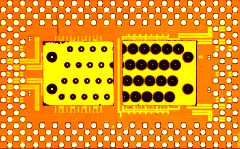 Chip: IBM CMOS8RF (130 nm) 5.25 mm x 3.