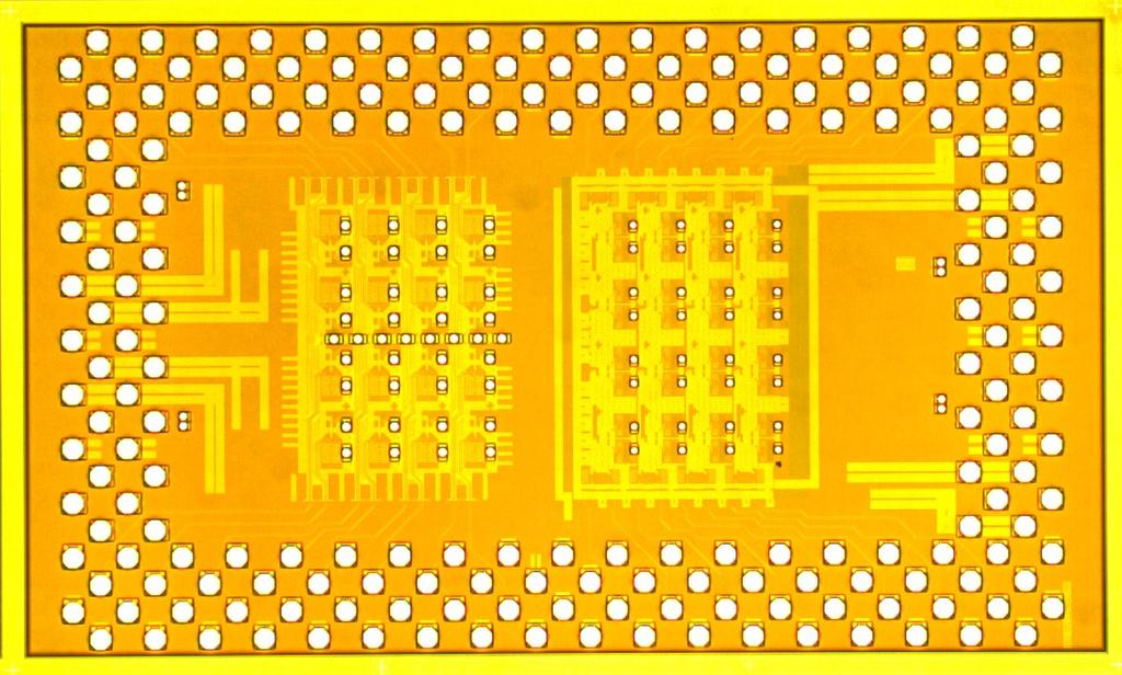 Transceiver Chip Architecture Differential TX inputs Differential RX outputs TX power & control TX block LDD array RX block TIA/LA array 100 Ω differential T-lines RX power & control ~500µm