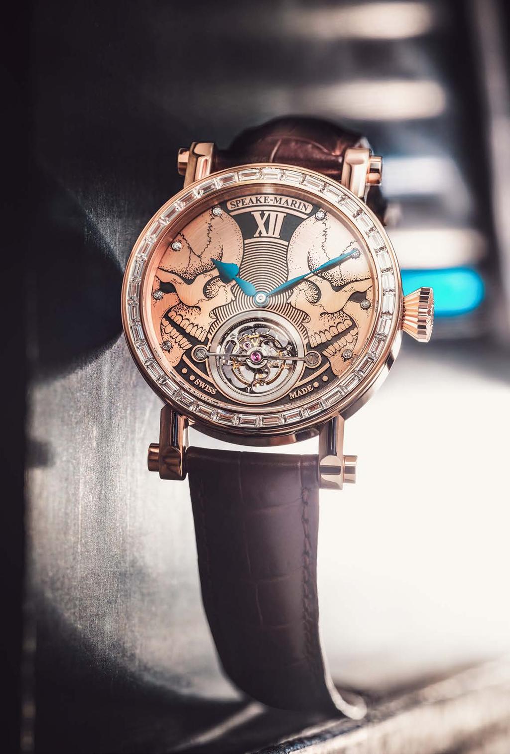 ø 42 Face to Face Tourbillon Calibre SM3, 60 seconds tourbillon, self-winding movement with platinum micro-rotor. 72 hours power reserve. Piccadilly case, 42 mm, 18K red gold.