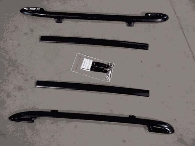 Parts list 1- Right side rail assembly 1- Left side rail assembly 2- Cross bars 4- Protective gaskets 4- Screws M5 x 13mm long 8- Riv-nuts ¼ -20 8- Screws ¼ -20 x 3/4 Tools needed for installation