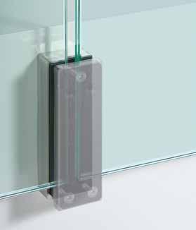 You can install model 0763 as a glass clamp at the bottom edge between the glass panels, or place two adapters at the lower edge of each glass panel and secure with the glass pins.