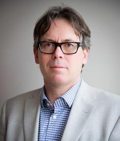 SESSION 3 Speakers: Philippe Gollin Duncan Fraser One of Canada s leading ediscovery lawyers, Duncan has over 20 years experience in both public and private practice, including substantial litigation