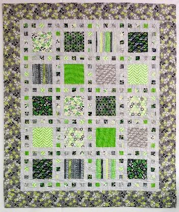 Slide Show One of our all-time favorite quilts, Slide Show is a great way to showcase your favorite fabrics. This fat quarter friendly quilt has endless options and styles.