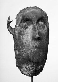 841 842 841. Alfred Milton Duca (American, 1920-1997) Mask Unsigned. Bronze sculpture, height 10 3/4 in.