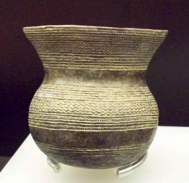 Ceramics, Ciempozuelos, ~3000 BC / In the Middle East mostly the painted, in the West the