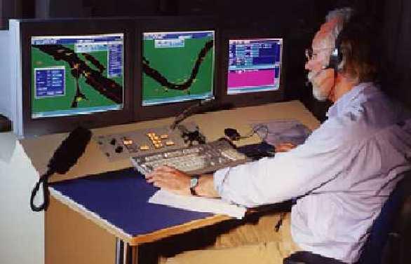 Capability Statement of VTS Simulators 6 4 TRAINEE SEGMENT The trainee has the same screens and communication equipment available as the instructor but does not have the