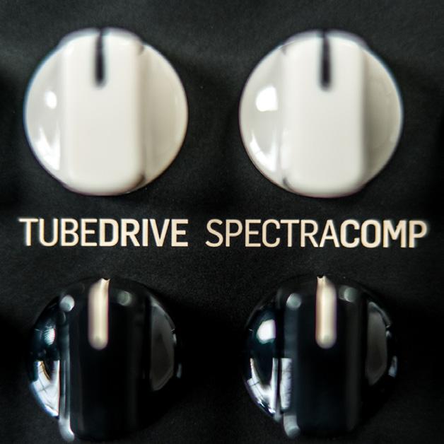 Simple, easy-to-use controls let you focus on playing 3-Year Warranty Program* Designed and engineered in Denmark SpectraComp Our acclaimed TonePrint setup not only lets you fine tune your overdrive,