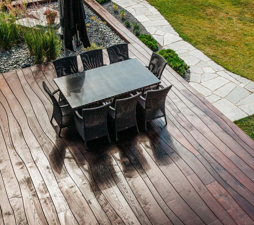 YOU DON T STAY INSIDE, WHY SHOULD YOUR FLOORS Boledeck allows you to extend your interior onto the deck or any outdoor surface. 25 mm (0.98 ) thick thermo ash is perfect for outdoor use.