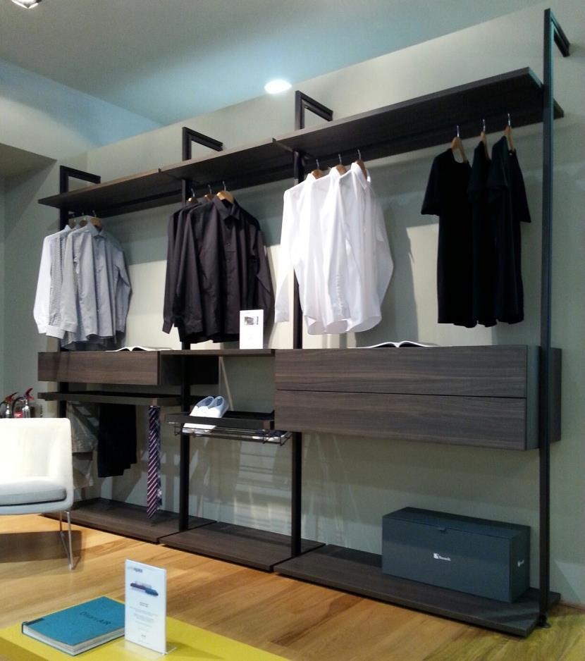 Mod. LOFT walk-in wardrobe Partner: Olivieri Modular storage system offering many dimensions/configurations to suit your requirements.