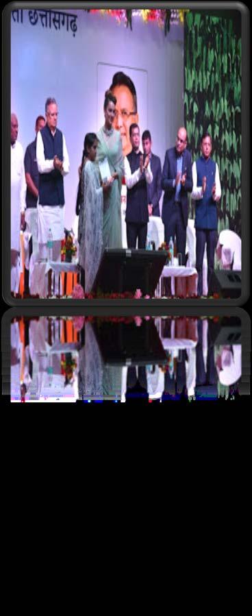 NATIONAL र ष ट Chhattisgarh Launch Distribution 'Mobile Tihar' CM
